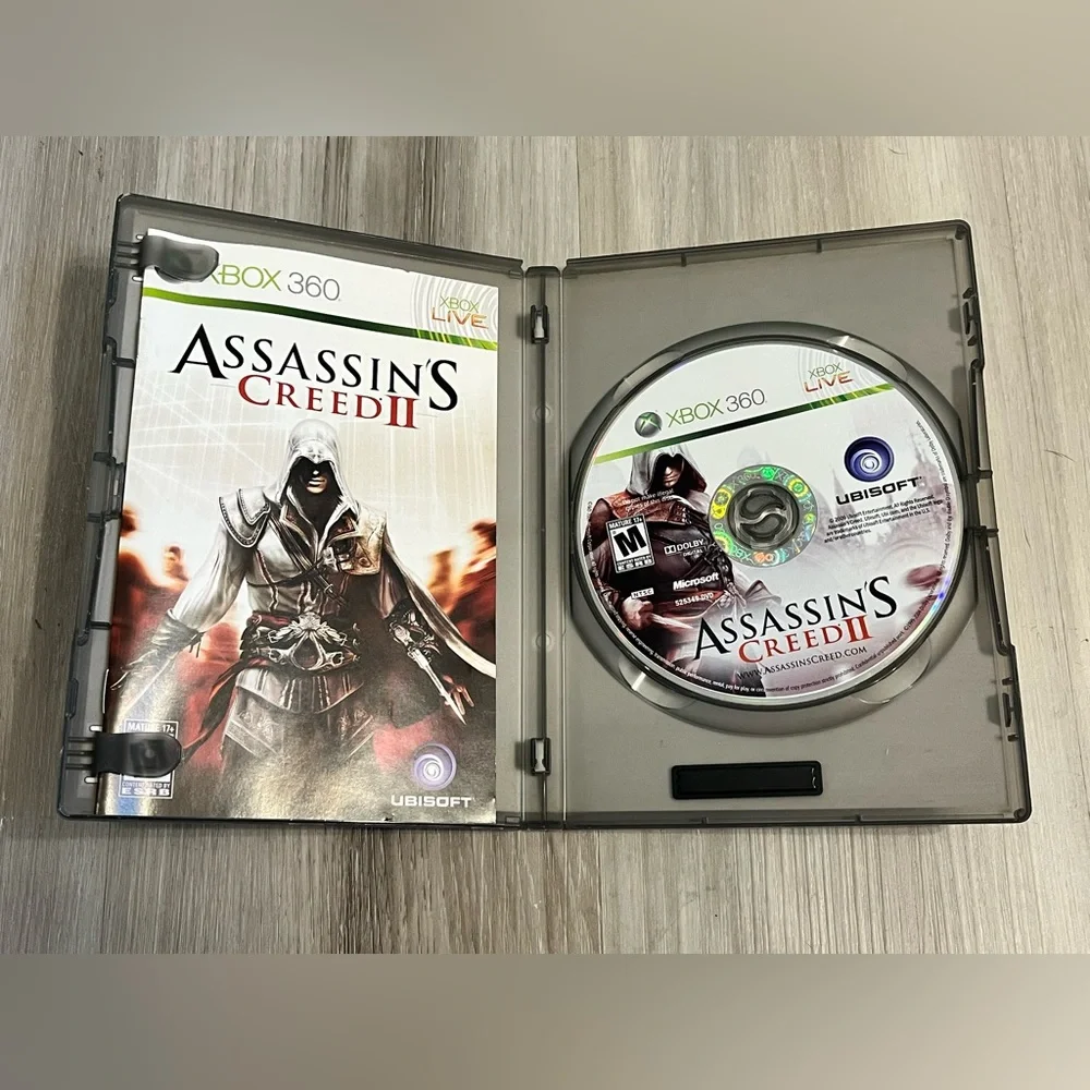 Assassin's Creed II Microsoft Xbox 360 WITH CASE & MANUAL